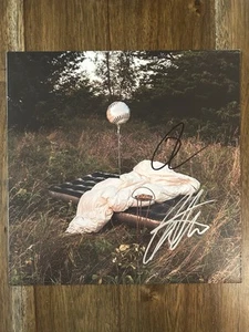 Album in vinile firmato 'Hippo Campus' Indie Band 'Warm Glow' Jake Luppen & Nathan - Foto 1 di 2