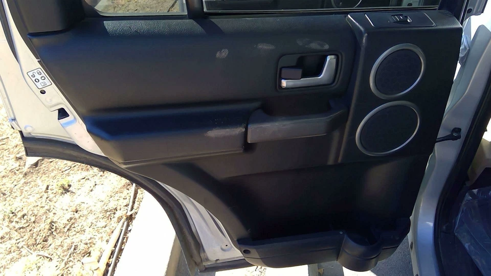 05 06 07 08 09 Panel de moldura de puerta trasera izquierda izquierda izquierda LAND ROVER LR3 negro Foto 1 de 1