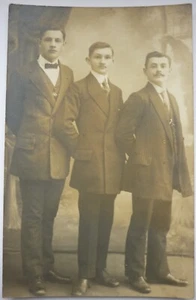 POSTKARTE HERRENGESELLSCHAFT vor 1915 FOTO CZEZTOCHOWA Tschenstochau SCHLESIEN - Picture 1 of 2