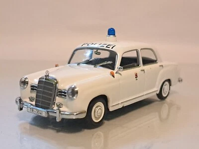 1:43 scale Minichamps Mercedes-Benz 180 German Police Diecast Model Car - Image 1 of 4