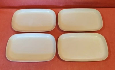 Lot of 4 Vintage Anchor Hocking Microwavable Plates b452 - Image 1 of 2