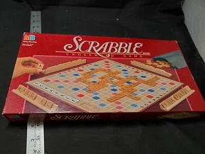Scrabble Crossword Board Game 1989 #4024 COMPLETE EUC - Picture 1 of 6