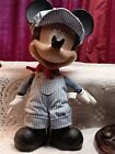 Mickey Mouse Talking Conducteur de train dans un chapeau rayé/coquettes de Disney Store