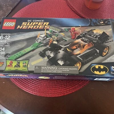 LEGO DC Comics Super Heroes Batman: The Riddler Chase (76012) - Image 1 of 4