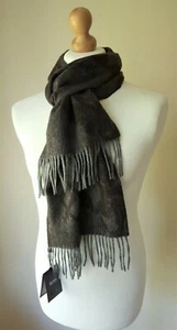 Nuevo con etiquetas Bufanda Boss Hugo Boss Paisley Flecos Mezcla Cachemira en Gris y Marrón - Imagen 1 de 6