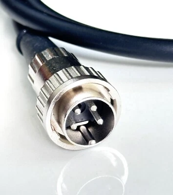 SNAIC 4     4 PIN DIN TO 4 PIN DIN TWISTLOCK  LEAD FOR NAIM PREAMP TO POWER AMP - Image 1 of 3