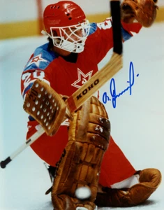 VLADISLAV TRETIAK SIGNED 8x10 PHOTO RUSSIA CCCP HOCKEY GOALIE LEGEND BECKETT BAS - Picture 1 of 2