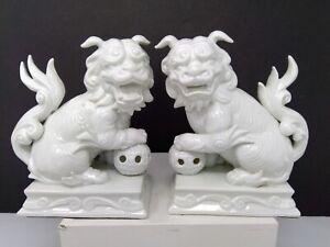 Vintage Pair of Fitz & Floyd 6 1/2" Tall White Foo Dogs Figurines Book Ends