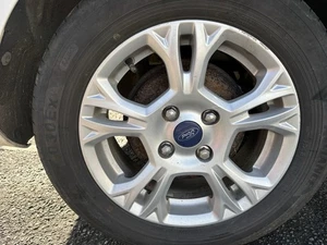 Ford B-max MK1 Zetec 4 Stud Alloy Wheel 195/60/R15 - Free Used Tyre - Picture 1 of 3