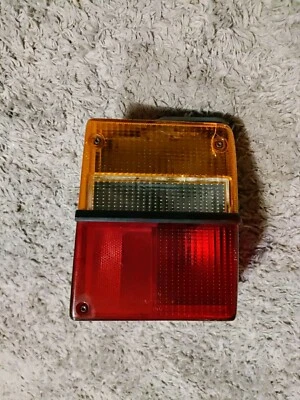 ⭐ SAAB C900 COUPE 1988 RIGHT SIDE OUTER REAR LIGHT 447915 L@@K ⭐ - Image 1 of 2