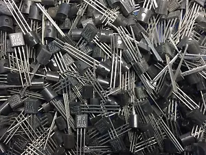 50pcs x J212 Vishay Siliconix JFET, TO-92 - Picture 1 of 1