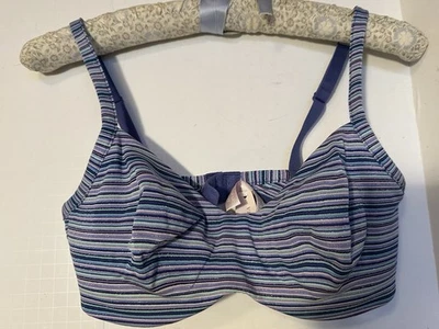 NUEVO Bralette Victoria's Secret Púrpura y Azul Rayas Efecto Brillo 34D Con Aros Foto 1 de 4