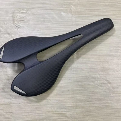 Sillín de bicicleta de carbono MTB asiento de bicicleta cómodo alfombrilla de asiento delantero sillines de bicicleta de montaña Foto 1 de 4