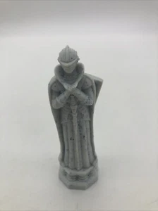 Harry Potter Wizard's Chess Set Replacement Piece White Queen, 2002 2009 Plastic - Picture 1 of 2