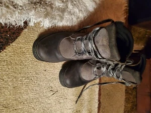 women's sz 7 keen snow boot preowned great condition waterproof 200 grm insulate - Picture 1 of 5