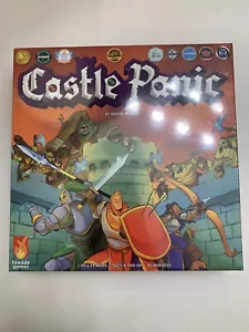 Juego de mesa Fireside Games Castle Panic segunda edición de Justin De Witt - NUEVO - Imagen 1 de 4