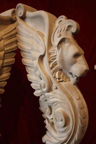 Wooden stairs Oak Decor, unique carved gryphon statue, decorative element Cover