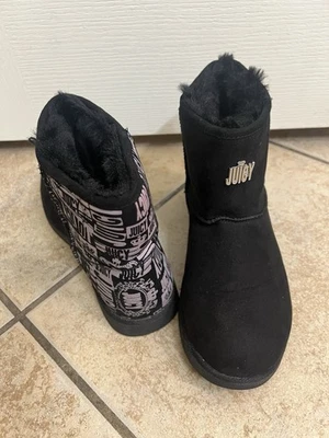 Новый juicy Couture черный и светло-фиолетовый детали меха внутри плоский ботинки размер 8 - Изображение 1 из 4