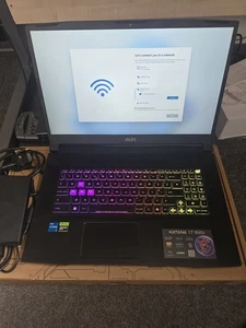 Portátil MSI Katana 17 B12UDXK-071UK Intel i5 12th 16GB RAM 1TB SSD RTX 3050 - Imagen 1 de 3