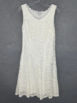 Signature by Robbie Bee Dress Womens 8 White Lace Lined Sleeveless Fairy Wedding - Image 1 of 4