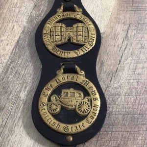 Brass Horse Bridle Medallion Ornament Winsor Castle / The Royal Mews Lot of 2 - Picture 1 of 8
