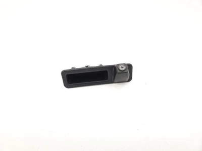 BMW 17-23 BMW 530i 540i G30 M5 maletero trasero puerta levadiza empuje cámara de visión trasera abierta Foto 1 de 4