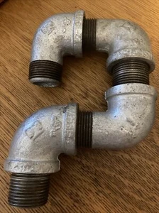 3-1” Galvanized Street Elbows*1-1" Galvanized & 2- 1" GALVANIZED NIPPLES 1 !/2" - Picture 1 of 7