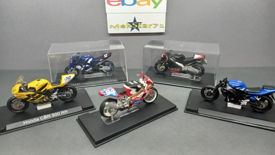 1/24 IXO Modellino Moto Lotto Come Ricambio Honda Yamaha Suzuki Aprilia - Immagine 1 di 4