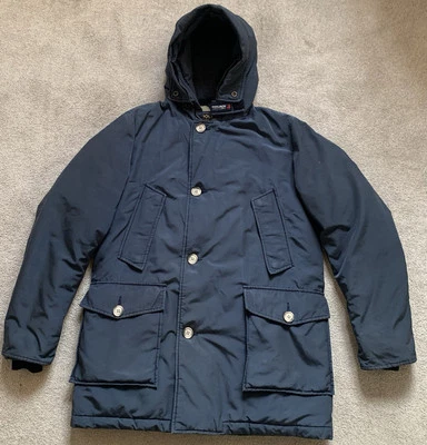Woolrich Men's Blue Waterproof Down Hooded Qulited Parka Jacket Size UK M / 38 - Image 1 of 4