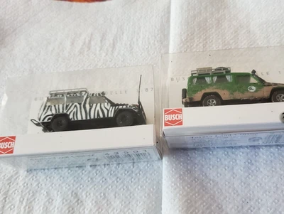 Lote de 2 carros mixtos Busch Toyota Land Cruiser. Foto 1 de 4