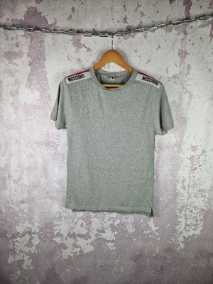 Camiseta Moschino De Colección Para Hombre Lujo Y2K Logo Grande Gris Camiseta Talla S Foto 1 de 4