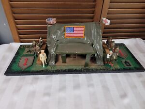 Vintage Barclay Manoil Wounded Soldiers with US Army Tent Display Board 
