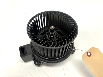 10-19 LINCOLN MKT REAR AUXILIARY HVAC HEATER A/C BLOWER MOTOR FAN, OEM LOT3550 - Image 1 of 4