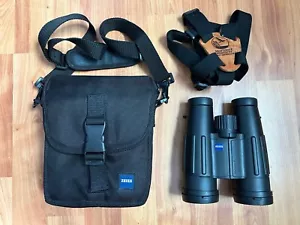Zeiss Victory 8x42 T*FL Fernglas schwarz Etui Kappen Gurt - Top Zustand - Bild 1 von 6