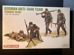 1/35 Model Kit Dragon German Anti-Tank Team France #6196 (4 figures) - Picture 1 of 2