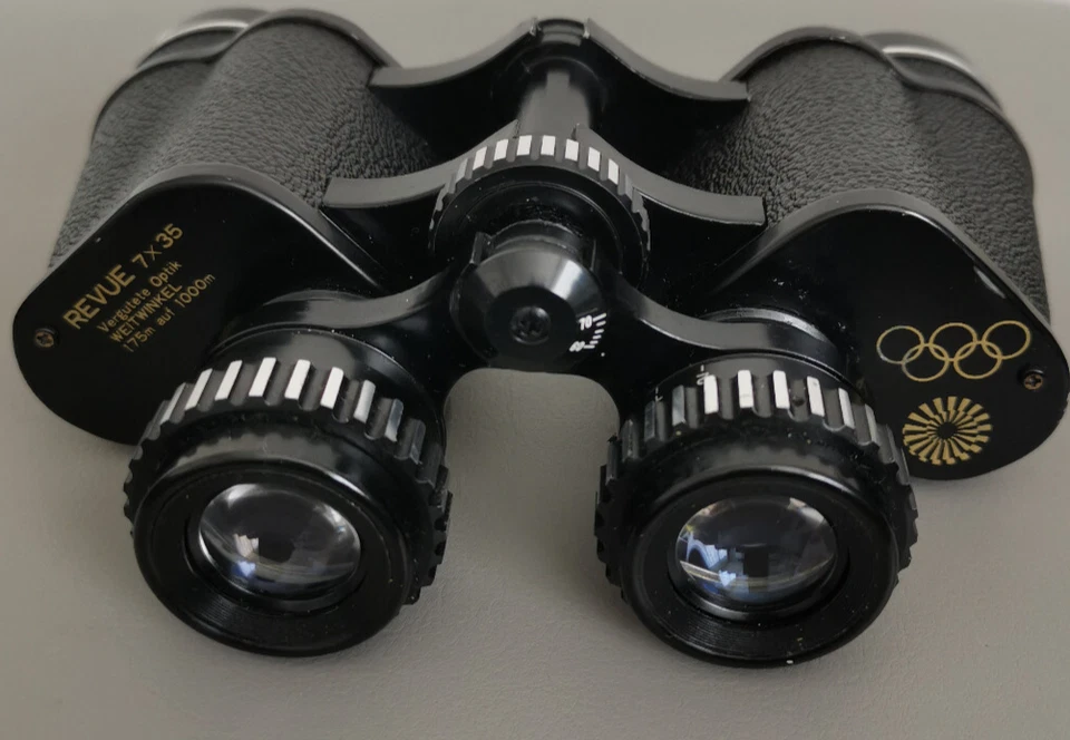 Revue 7x35 Fernglas für Olympischen Spiele 1972 Weitwinkel mit Köcher Binoculars - Bild 1 von 4