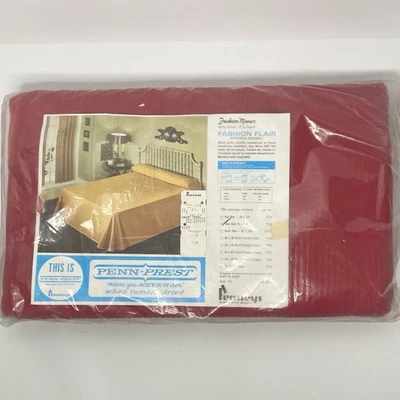 Vintage Penn Prest Ribbed Bedspread Twin • Red • Penney’s - Image 1 of 4