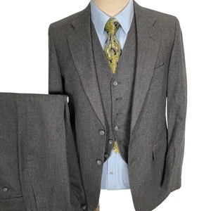 Stonehaven 3Pc Suit Men 37MR 29W Gray Pinstripe Classic Winter Weight Career - Picture 1 of 20