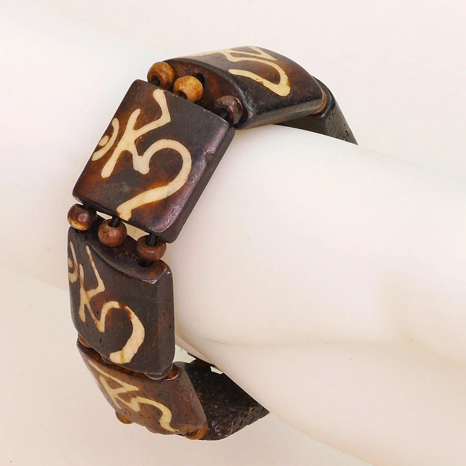 Bracciale OM Simbolo Buddha Nepal Artigianato Tibetano - Immagine 1 di 1