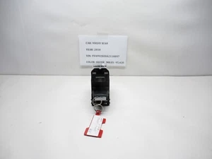 2010 VOLVO XC60 Ignition Switch w/ Key 30772449 OEM - Picture 1 of 7
