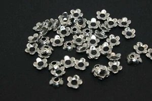 Tibetischen Stil Blume Perlenkappen: 6,5 x 6,5 x 2 mm - 25 50 - Bild 1 von 3