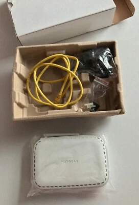 NETGEAR WGR614 100 Mbps 10/100 Wireless G Router (WGR614v9) - Image 1 of 4