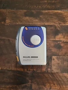 Philips Magnavox AQ6581 Stereo Radio Cassette Player DBB Automatic Stop / Work - Picture 1 of 3