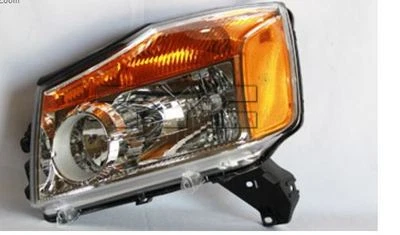 Faro halógeno lateral izquierdo TYC NSF para modelos Nissan Titan 2008-2015 Foto 1 de 3