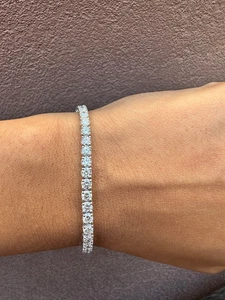 $11000 4.25 CT D/VS1 Round Lab Grown Diamond Tennis Bracelet 14k White Gold Over - Picture 1 of 4
