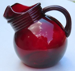 Vintage deep ruby red glass pitcher - Picture 1 of 7