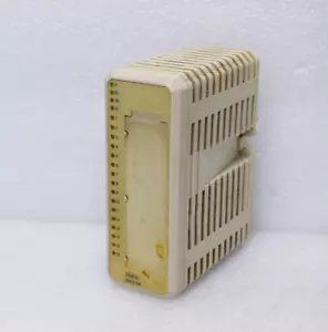 ABB DO810 DIGITAL OUTPUT MODULE 24V 0.5A 3BSE008510R1 - Picture 1 of 9