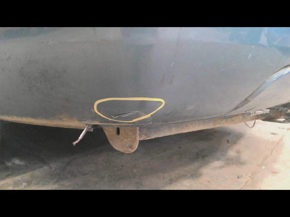 Used Rear Bumper Assembly Rear fits: 2008 Hyundai Entourage w/o park assist Rear - Image 1 of 4