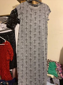 womens size 10 dress grey with cross print, knee length, Bnwt River Island - Picture 1 of 5