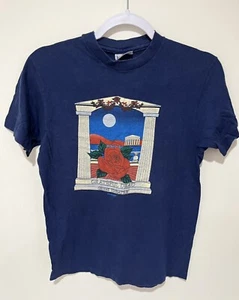 T-shirt media vintage anni 80 1984 Grateful Dead teatro greco UC Berkeley Tour - Foto 1 di 9